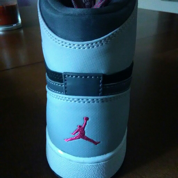 Shoes - Picture 3 of 5